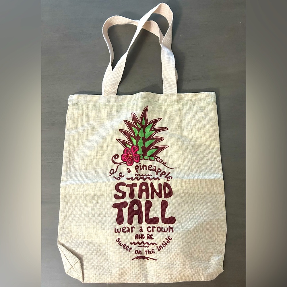 NWOT! Pineapple tote